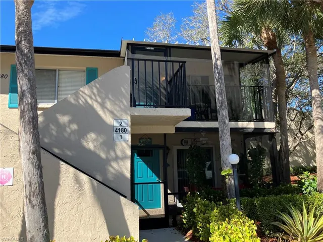 $2,700 | 4180 Looking Glass Lane, Unit 4102, Naples, FL 34112