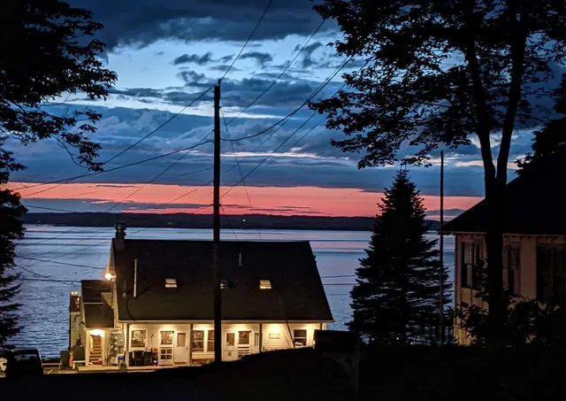 $699,000 | 21 Beach Avenue, Long Island, ME 04050