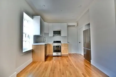$4,500 | 18 Winchester Street, Unit 4, Boston, MA 02116