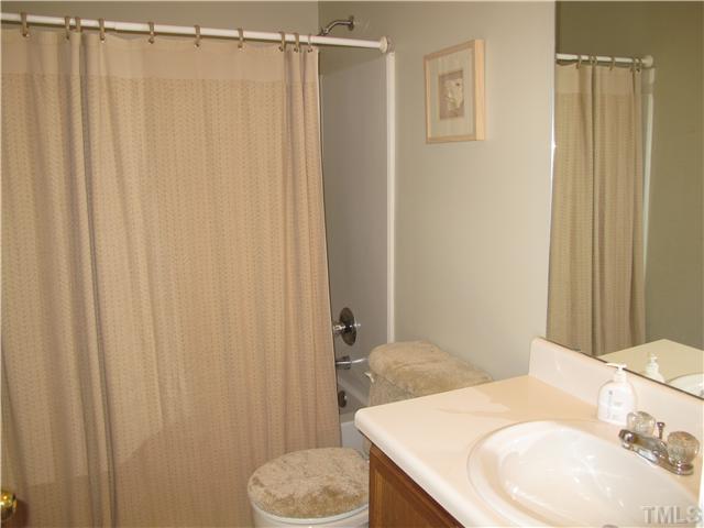 2509 Spruce Shadows Lane Raleigh, NC 27614 - Photo 17 of 21 Hall full bathroom upstairs