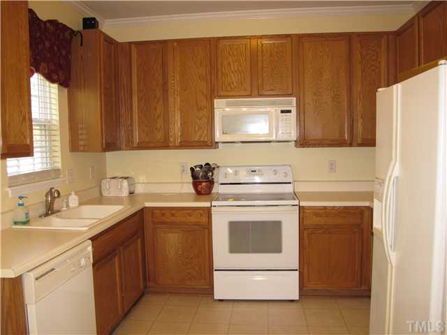2509 Spruce Shadows Lane Raleigh, NC 27614 - Photo 6 of 21 Close up of the kitchen