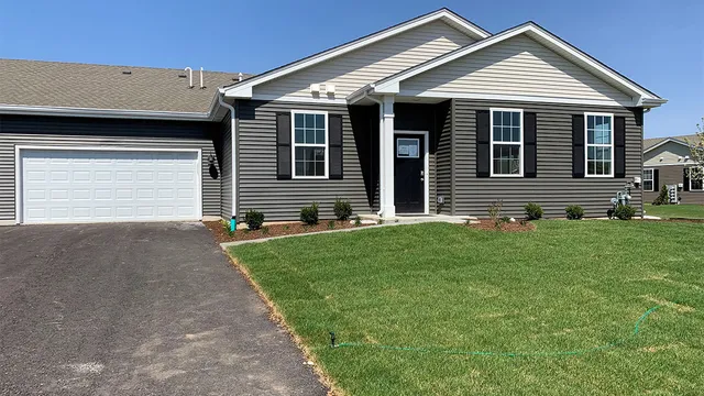 $294,990 | 6501 Juniper Drive, Wonder Lake, IL 60097