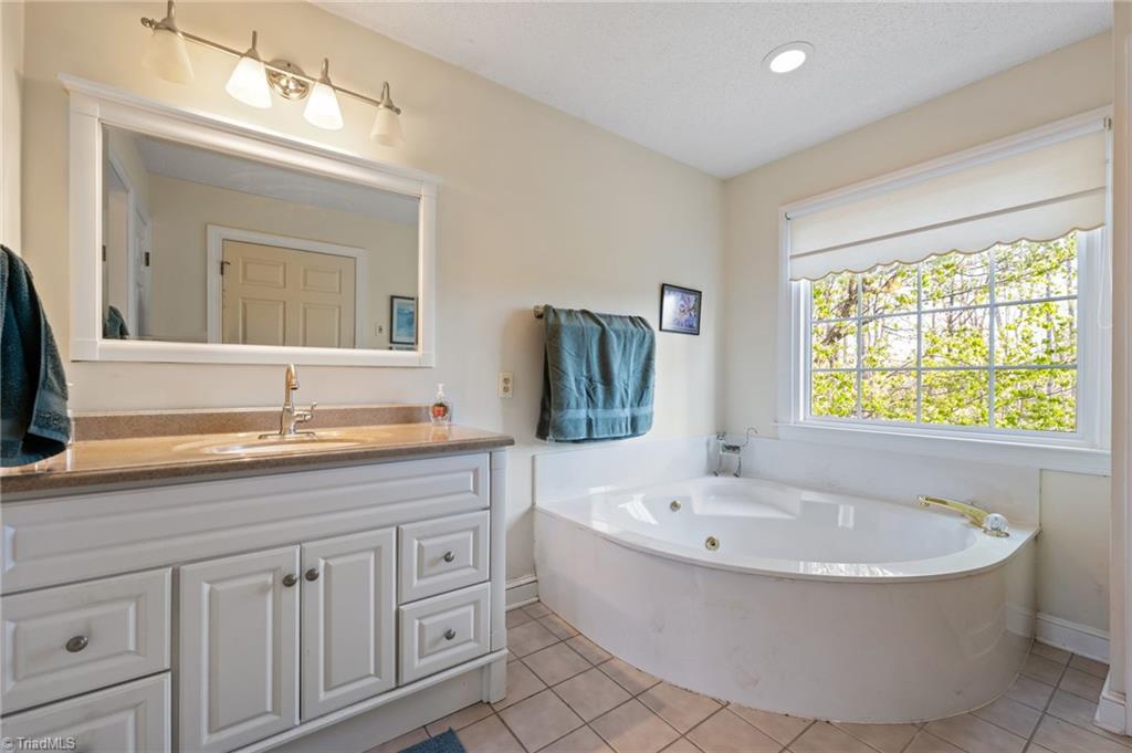 696 Gold Hill Road Madison, NC 27025 - Photo 18 of 49