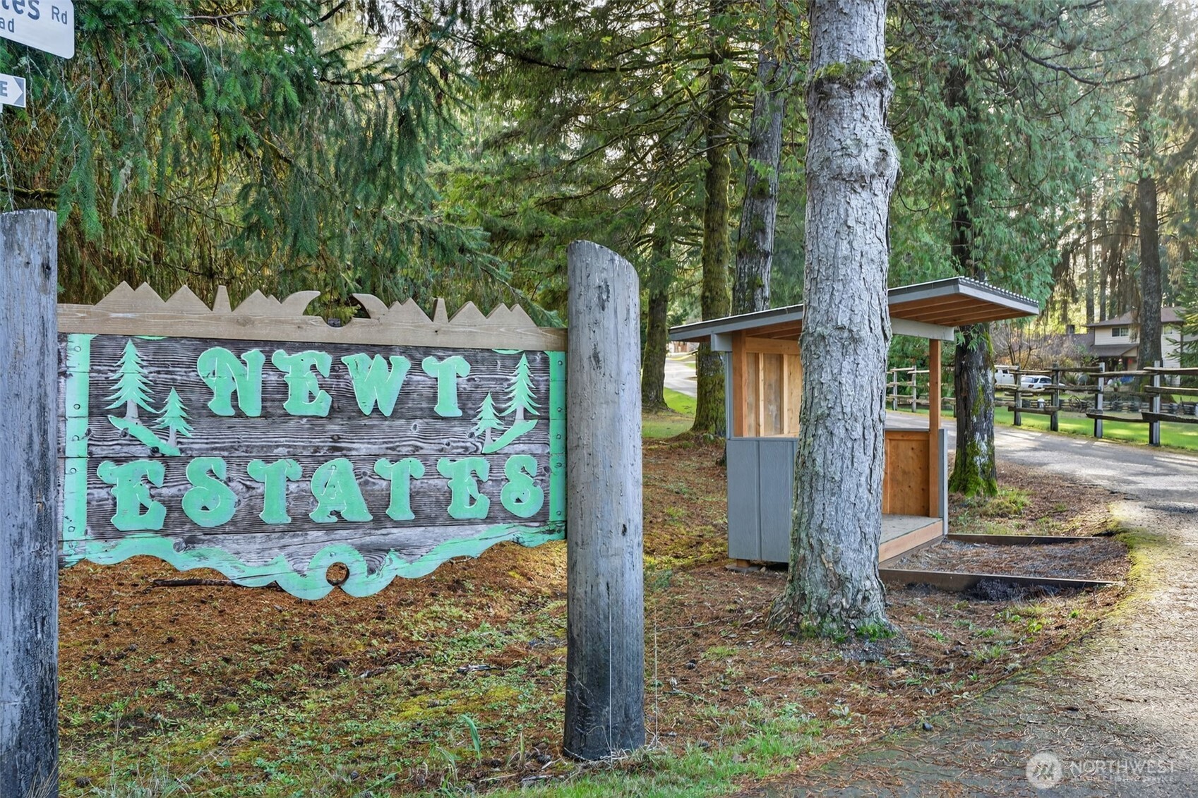 205 Newt Estates Road Longview, WA 98632 - Photo 7 of 22 a front view of a house with garden