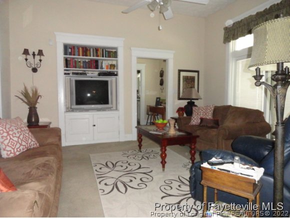 6054 Braxton Road Hope Mills, NC 28348 - Photo 5 of 23 Gallery Image 5