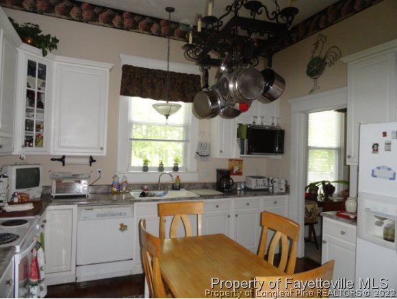 6054 Braxton Road Hope Mills, NC 28348 - Photo 10 of 23 Gallery Image 10
