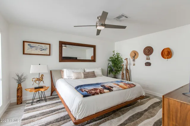 $1,950,000 | 2737 East Arizona Biltmore Circle, Unit 29, Phoenix, AZ 85016