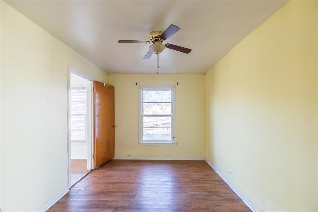 504 Oak Street Clyde, TX 79510 - Photo 13 of 27