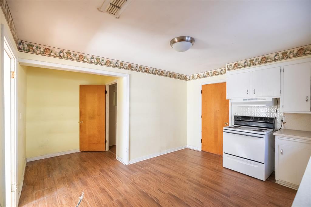 504 Oak Street Clyde, TX 79510 - Photo 6 of 27