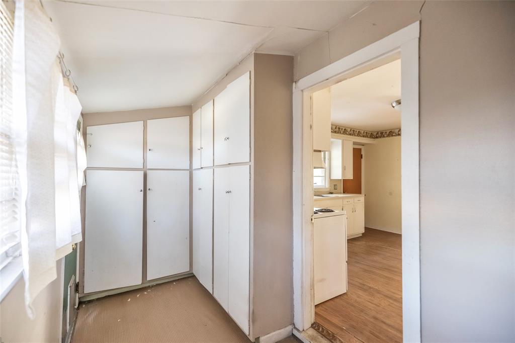 504 Oak Street Clyde, TX 79510 - Photo 9 of 27