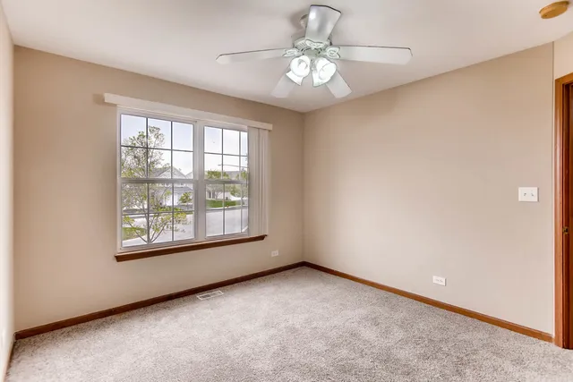 $2,400 | 961 Genesee Drive, Unit 961, Naperville, IL 60563