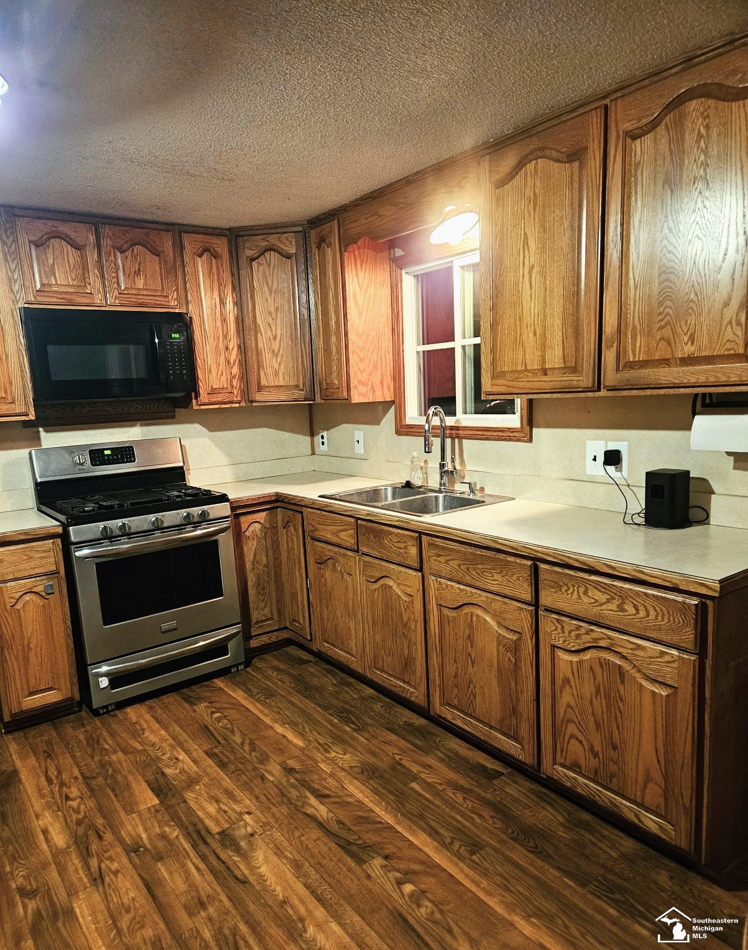 9361 Exeter Road Carleton, MI 48117 - Photo 10 of 24