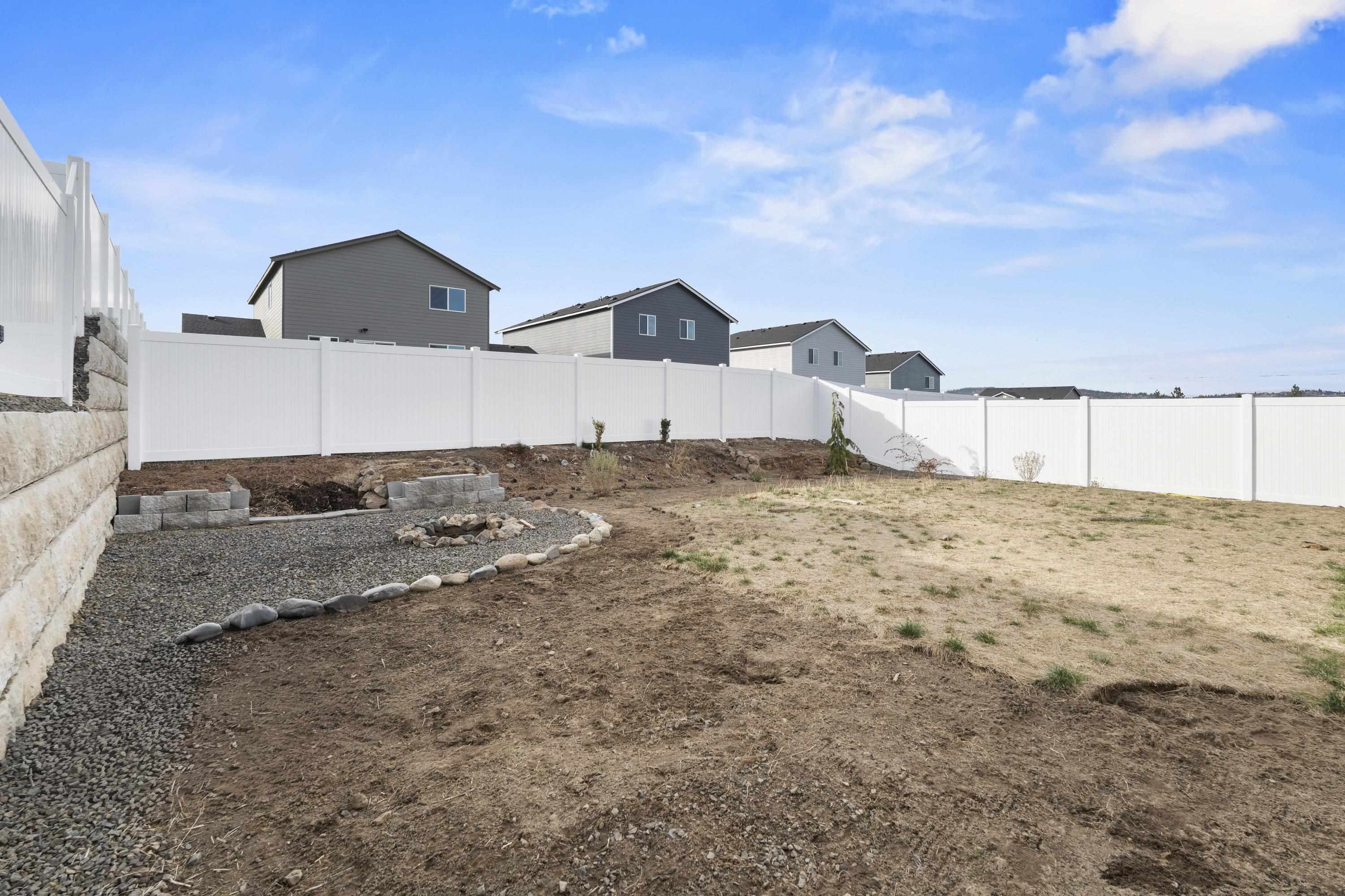 10813 North Beaverhead Road Spokane, WA 99208 - Photo 33 of 36