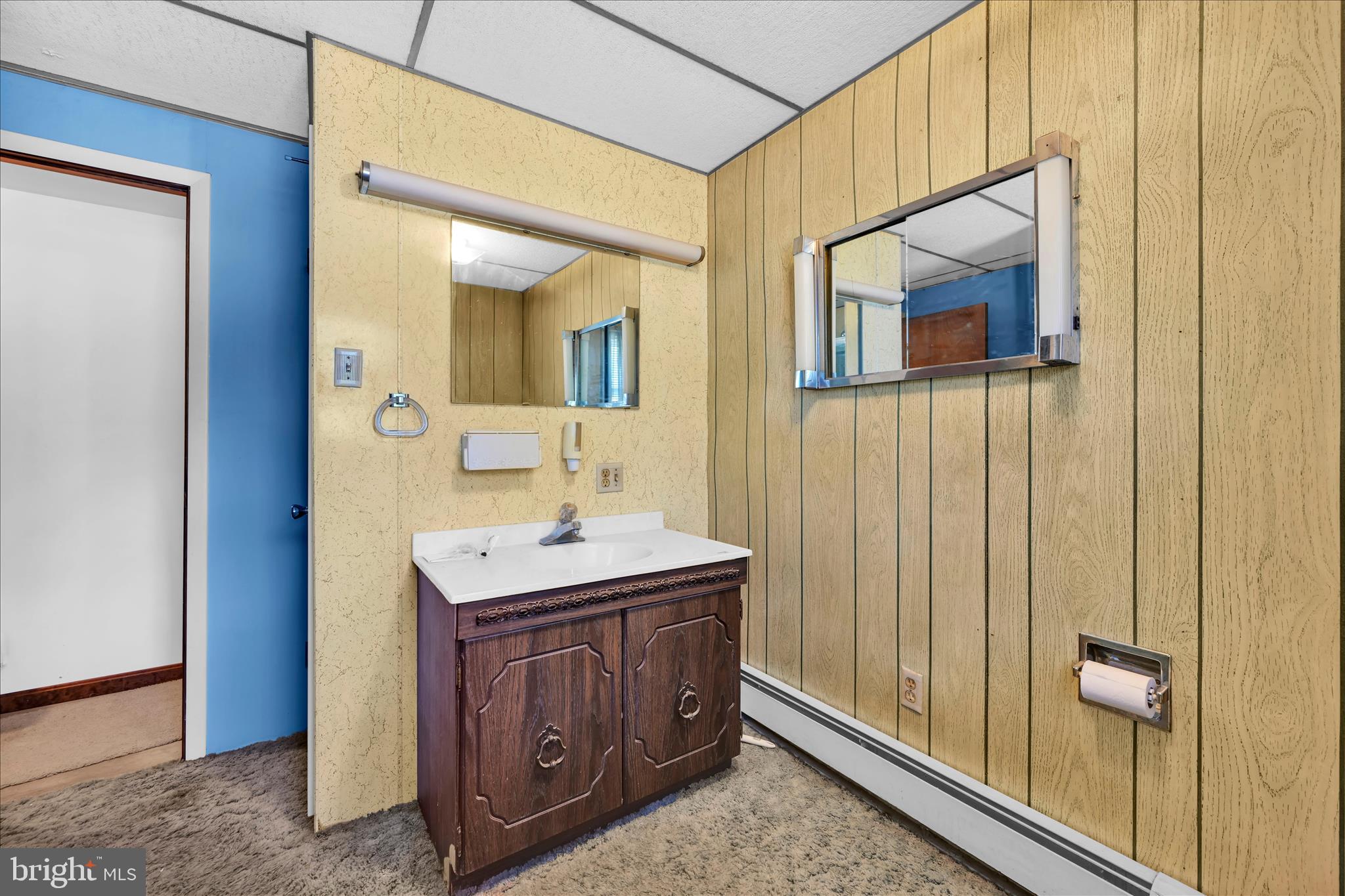 5235 4 Point Road Bethel, PA 19507 - Photo 41 of 55 Bathroom