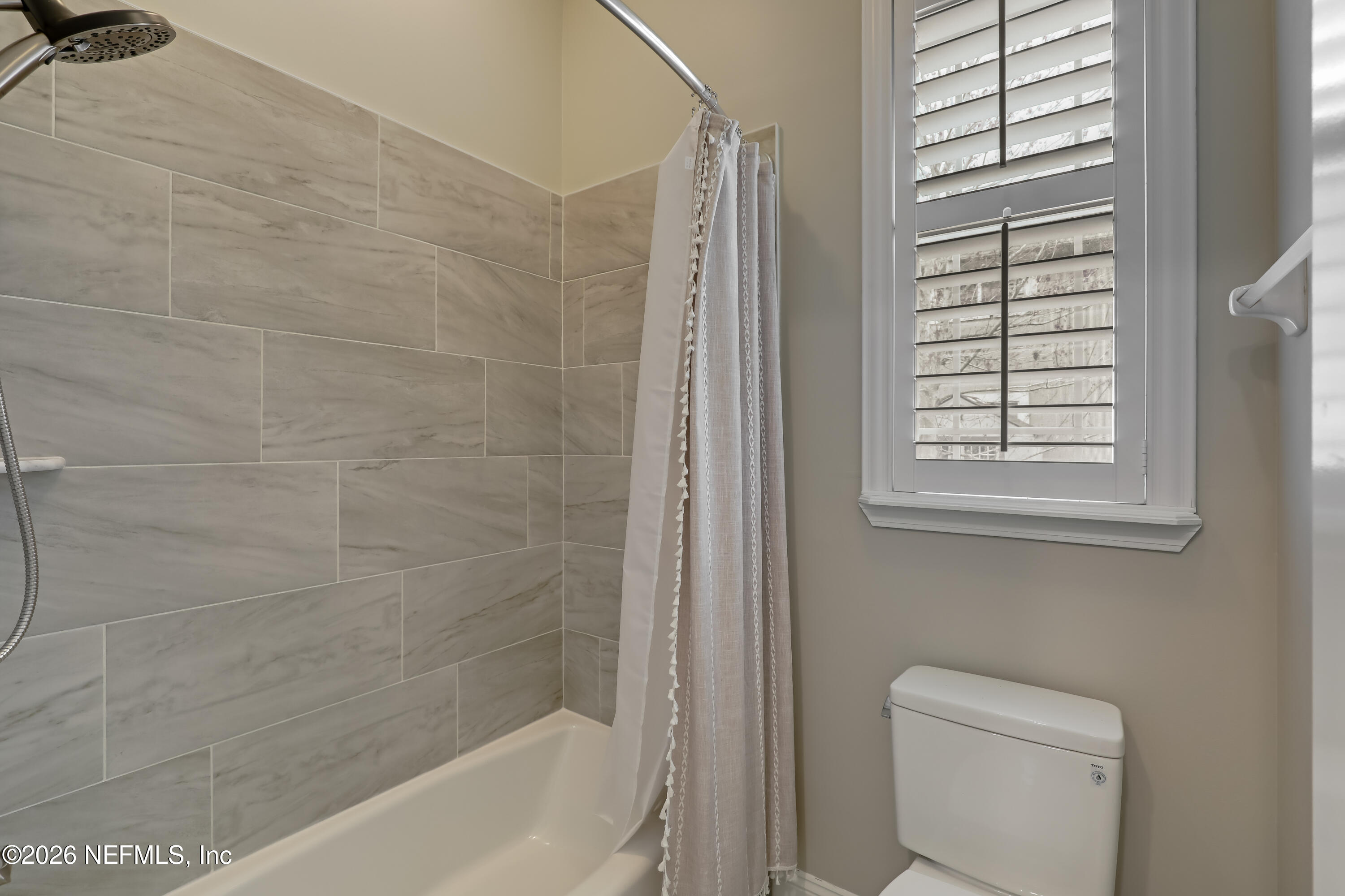 182 Malley Cove Lane Fleming Island, FL 32003 - Photo 48 of 70 47 Jack and Jill Bathroom-Shower Room