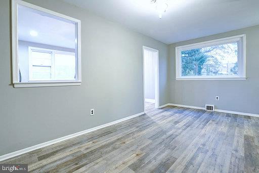 7447 Hill Road Philadelphia, PA 19128 - Photo 14 of 28 dining room with window