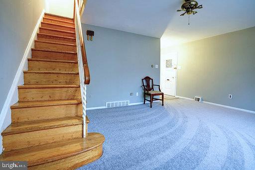7447 Hill Road Philadelphia, PA 19128 - Photo 8 of 28 Beautiful hardwood stairs in livingroom