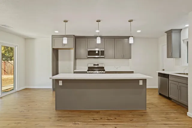 $465,000 | 1828 Celeste Drive, Modesto, CA 95355