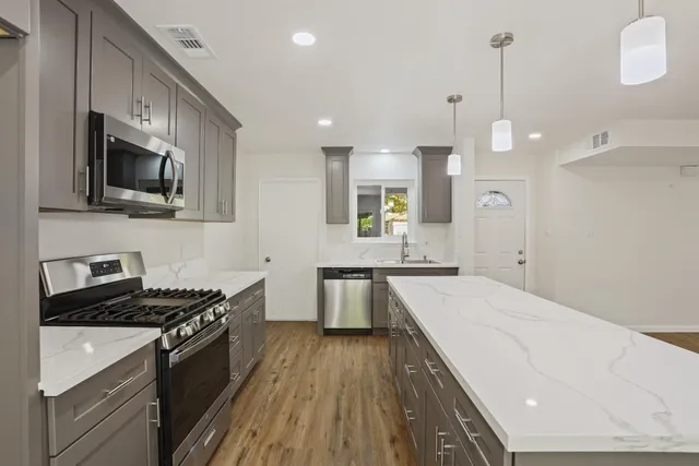 $465,000 | 1828 Celeste Drive, Modesto, CA 95355