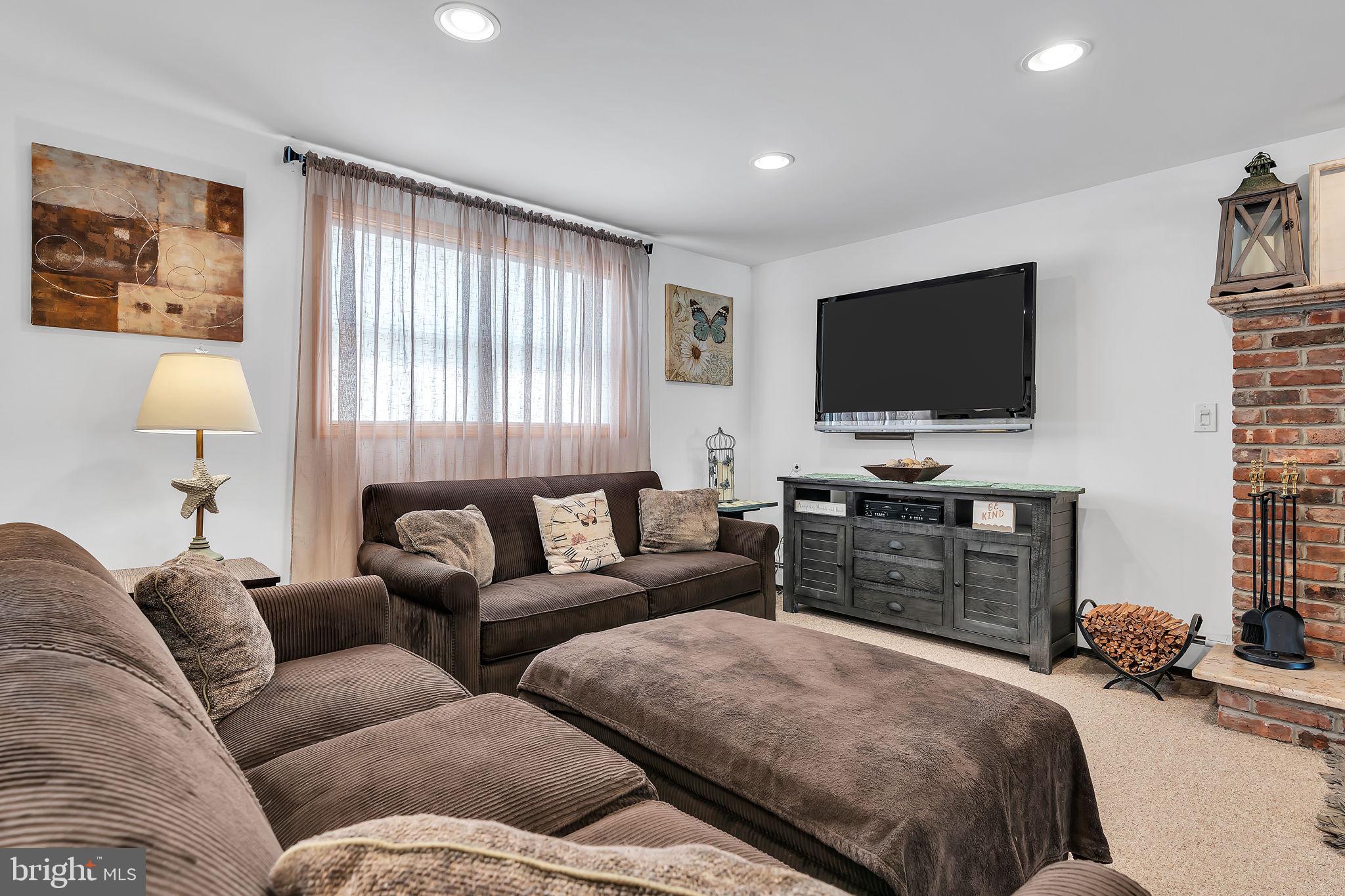 115 Hatteras Road Barnegat, NJ 08005 - Photo 15 of 119