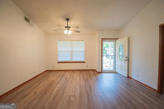 $285,000 | 508 Moeckel Lane, St. Marys, GA 31558