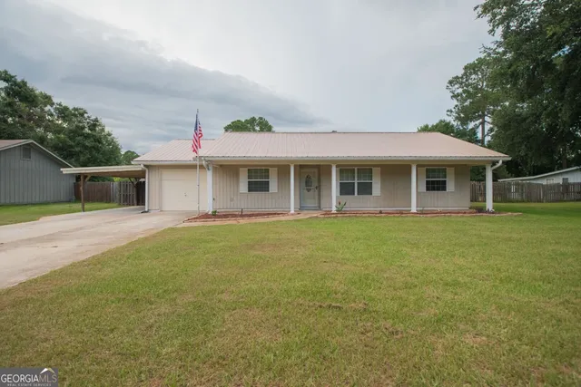 $285,000 | 508 Moeckel Lane, St. Marys, GA 31558