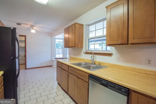 $285,000 | 508 Moeckel Lane, St. Marys, GA 31558