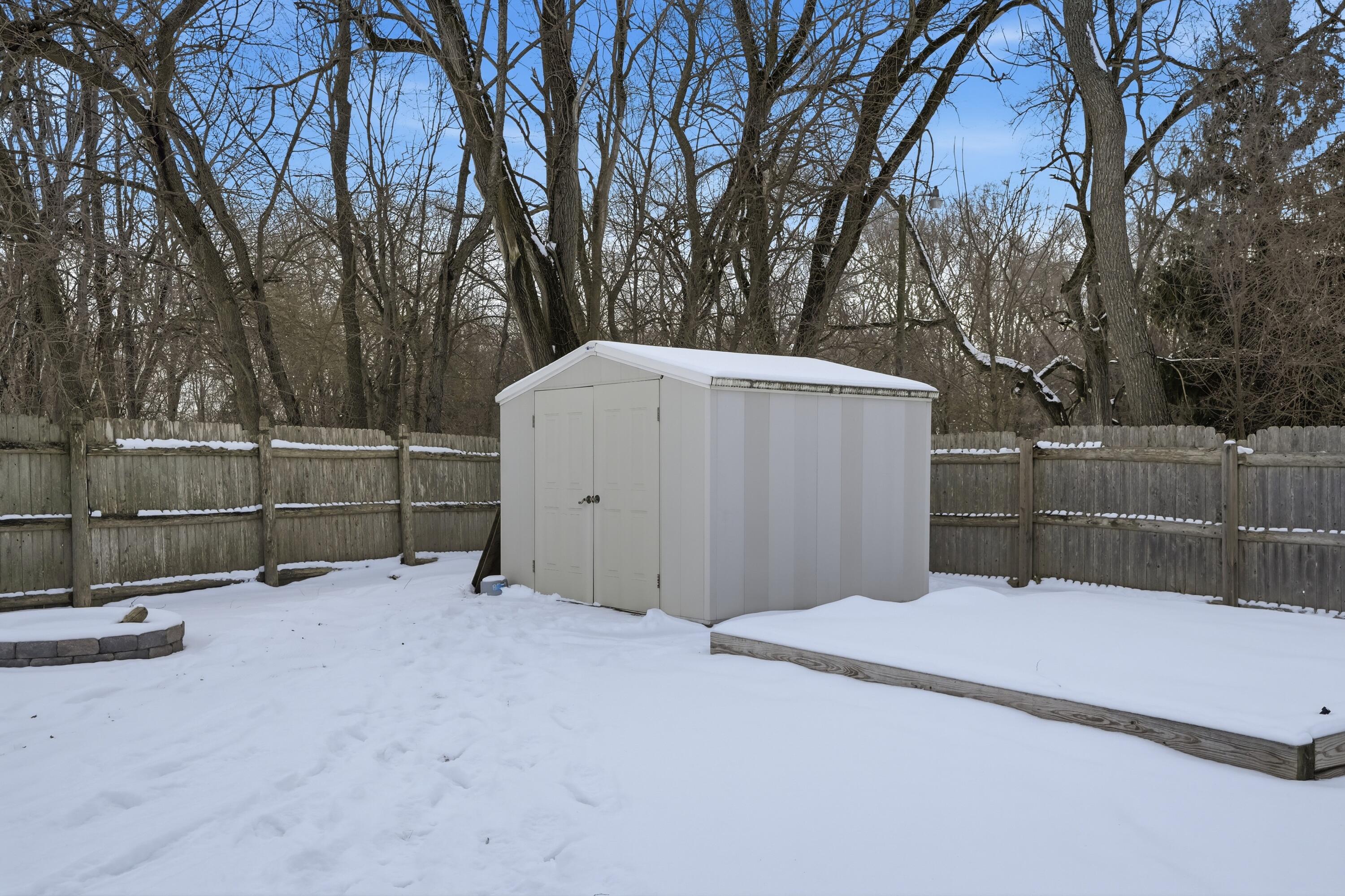 12490 Rush Street Crown Point, IN 46307 - Photo 34 of 39 3000x1999