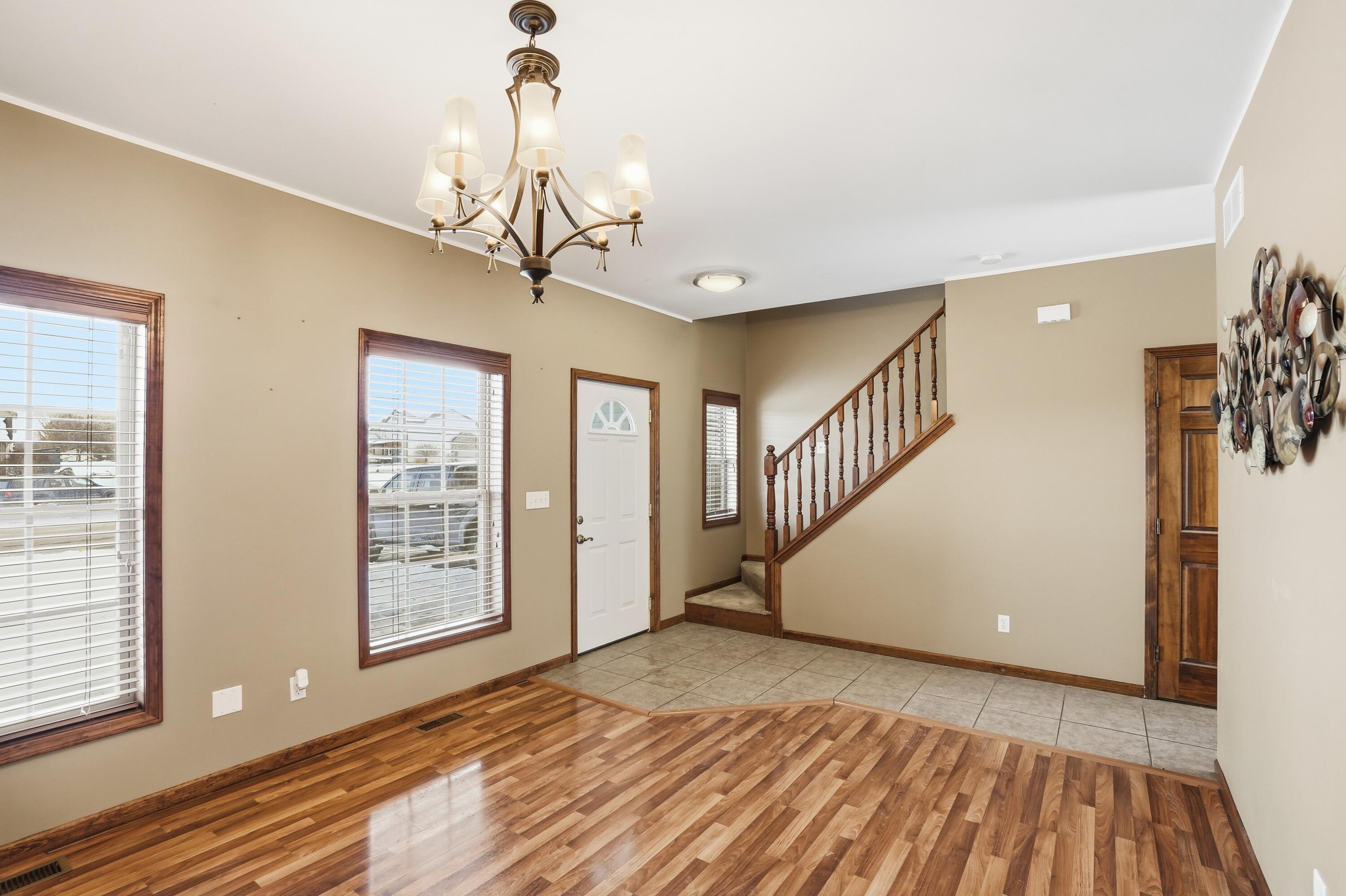 12490 Rush Street Crown Point, IN 46307 - Photo 6 of 39 3000x1999