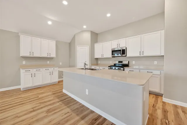 $2,200 | 5403 Tourmaline Way, Brookshire, TX 77423