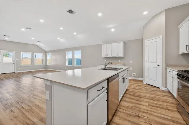 $2,200 | 5403 Tourmaline Way, Brookshire, TX 77423