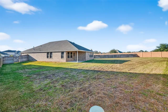 $2,200 | 5403 Tourmaline Way, Brookshire, TX 77423