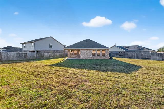 $2,200 | 5403 Tourmaline Way, Brookshire, TX 77423