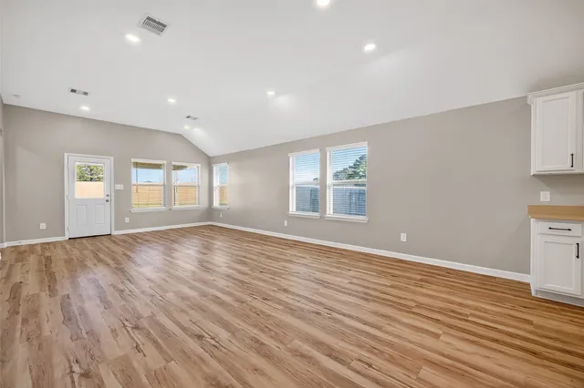 $2,200 | 5403 Tourmaline Way, Brookshire, TX 77423