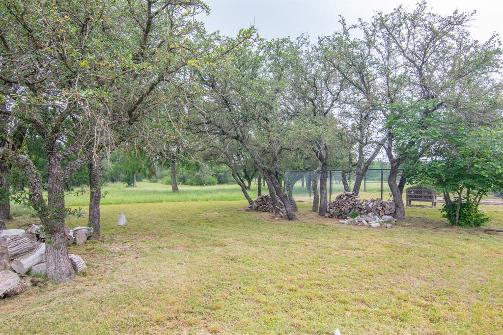 125 Circle P Heights Road Brownwood, TX 76801 - Photo 13 of 39