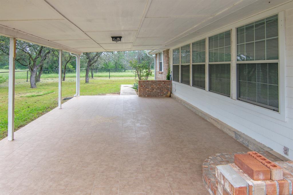 125 Circle P Heights Road Brownwood, TX 76801 - Photo 7 of 39