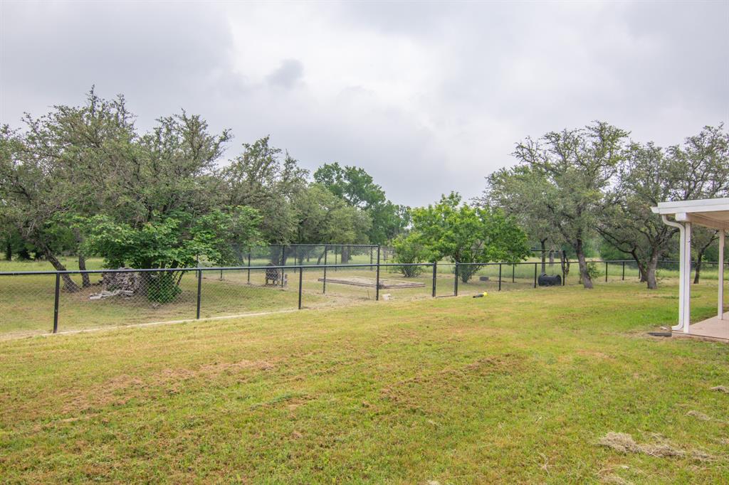 125 Circle P Heights Road Brownwood, TX 76801 - Photo 9 of 39