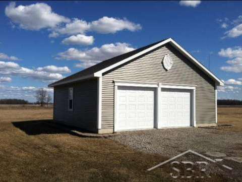 12707 Stuart Road St. Charles, MI 48655 - Photo 7 of 20 20354403-6.JPG