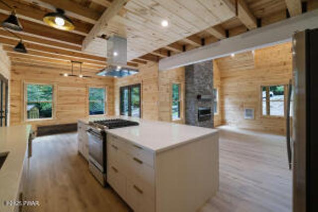 118 Eagle Rock Road Lackawaxen, PA 18435 - Photo 18 of 83 Kitchen/Dining/Living