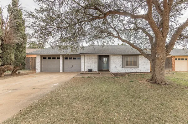 $225,000 | 1210 South Cedar Street, Brownfield, TX 79316