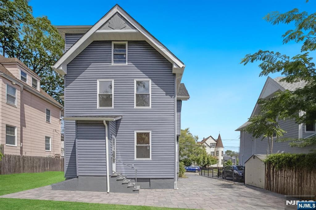 153 Walnut Street Montclair, NJ 07042 - Photo 24 of 24