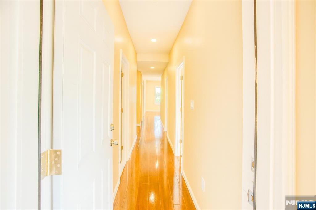 153 Walnut Street Montclair, NJ 07042 - Photo 7 of 24