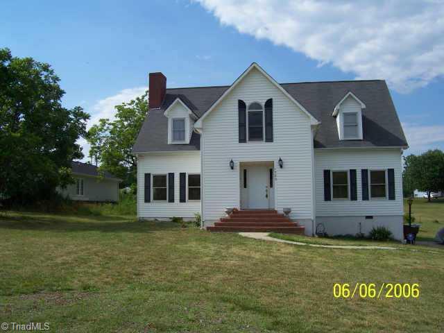1703 Lynn Road Greensboro, NC 27405 - Photo 1 of 6 Exterior Front.