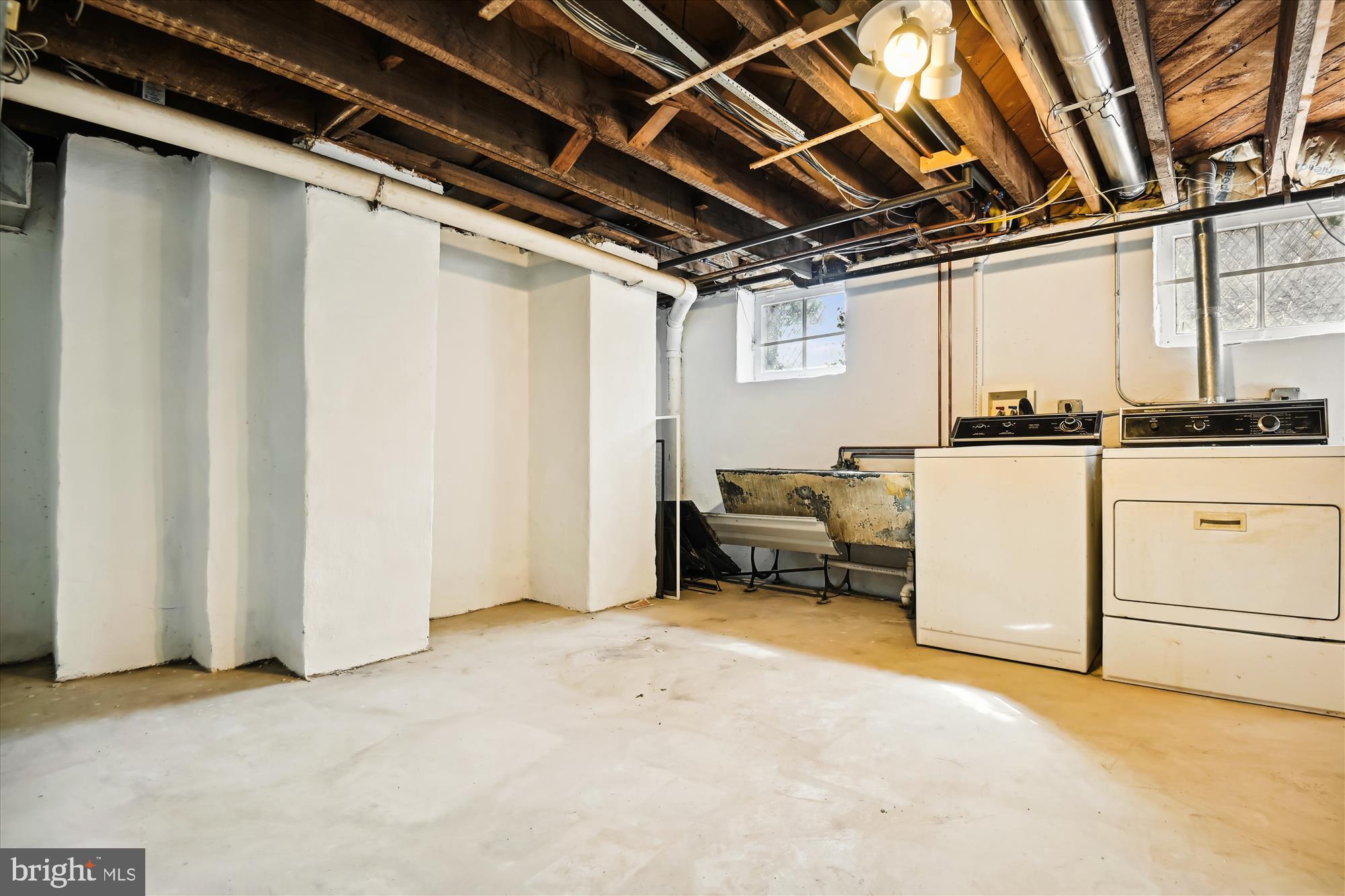 303 Oakdale Road Baltimore, MD 21210 - Photo 93 of 112 Lower level Laundry