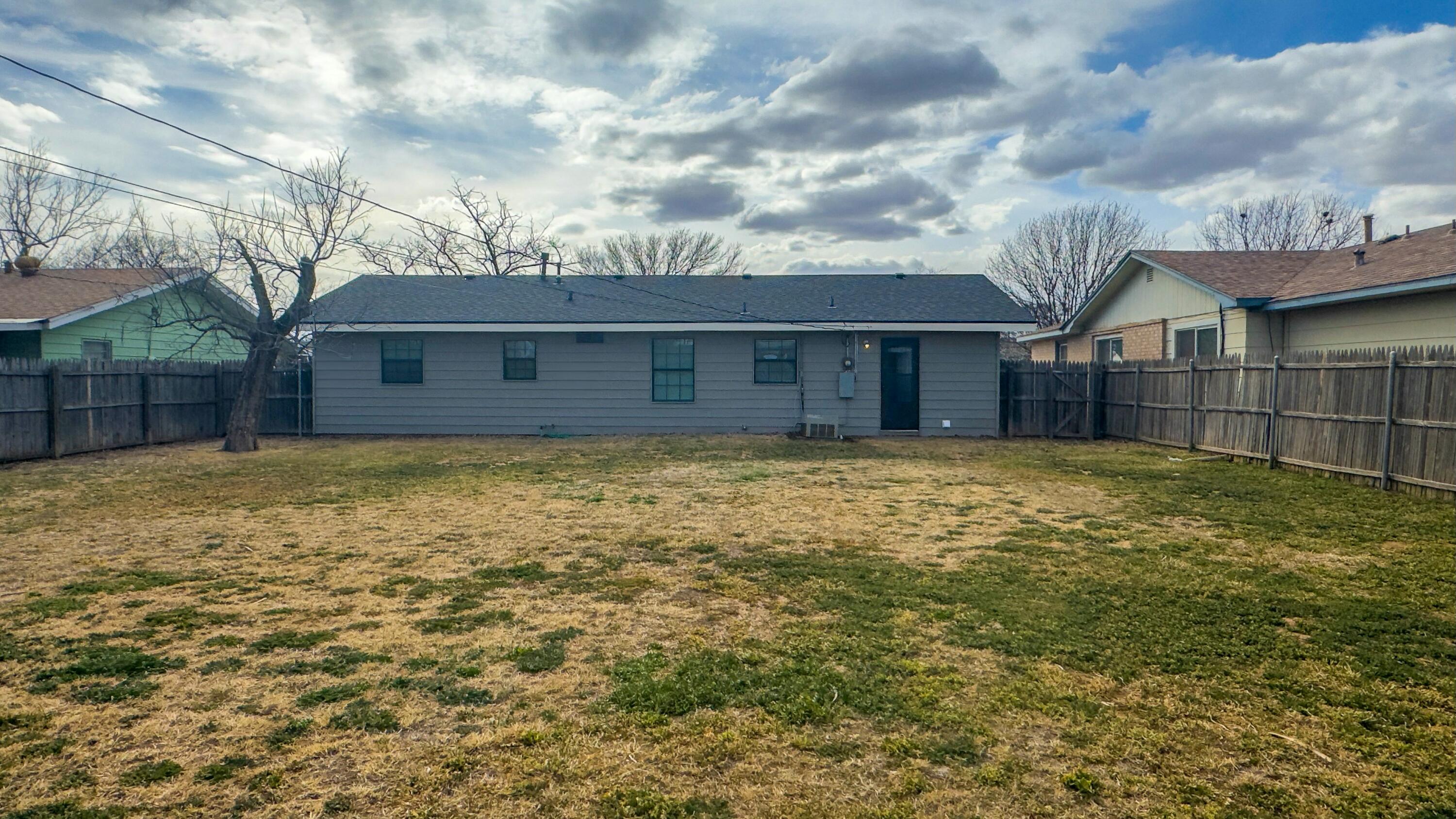 1408 Floydada Plainview, TX 79072 - Photo 17 of 17 tempImage8DWBpn