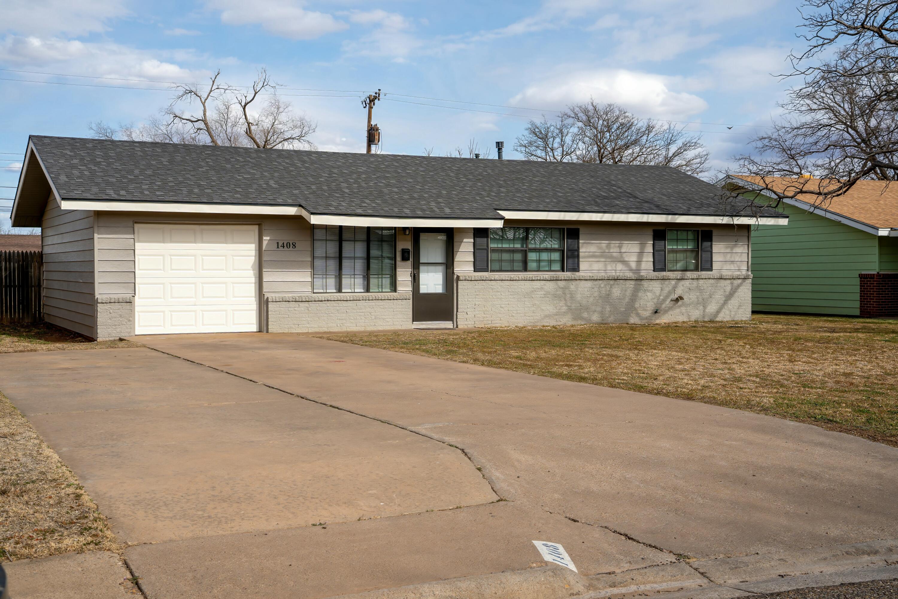 1408 Floydada Plainview, TX 79072 - Photo 2 of 17 tempImageCkMrzD