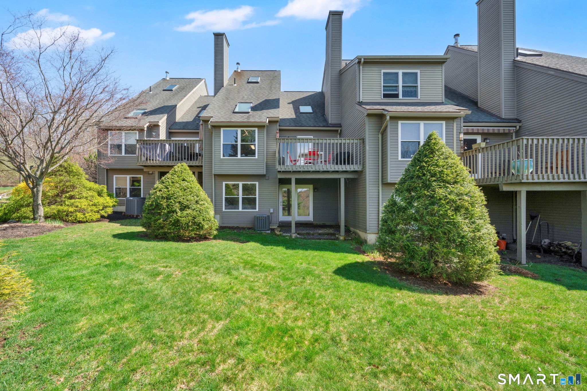 10 Depot Road, Unit 22 Willington, CT 06279 - Photo 29 of 36 a front view of a house with a garden