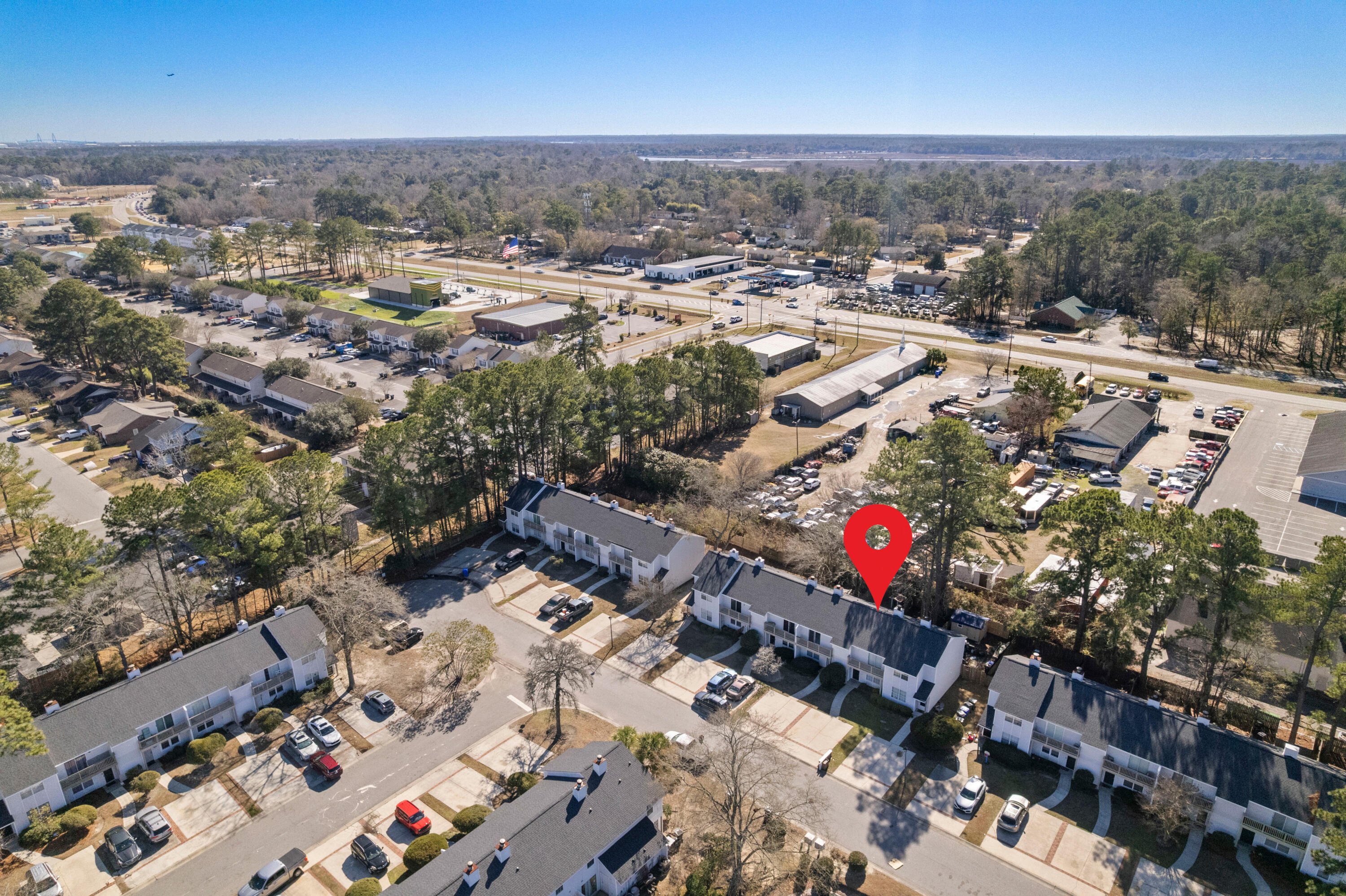 7839 Sandida Court North Charleston, SC 29418 - Photo 20 of 48 7839SandidaCt-CasaVerdeMediaLLC4