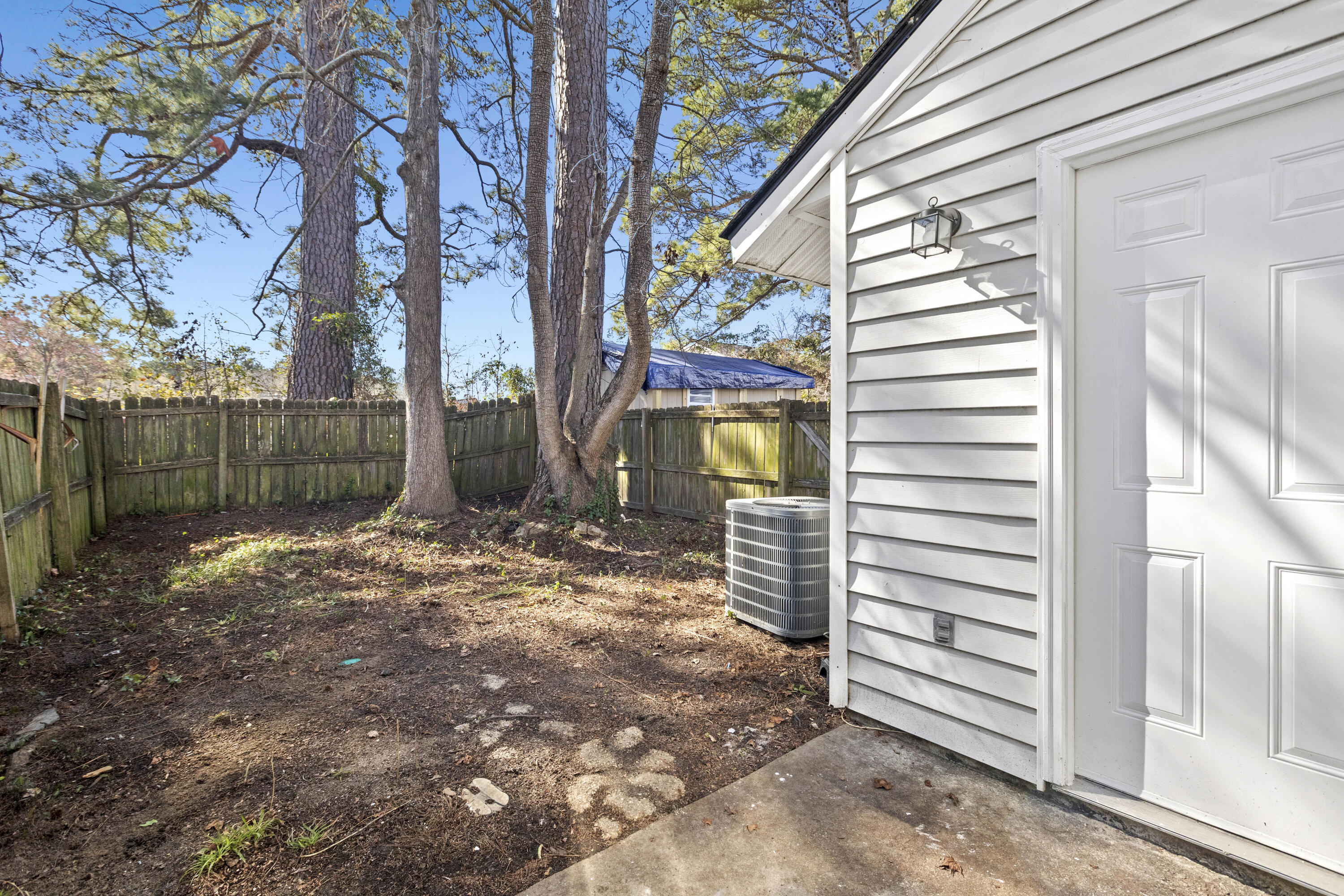 7839 Sandida Court North Charleston, SC 29418 - Photo 46 of 48 7839SandidaCt-CasaVerdeMediaLLC35