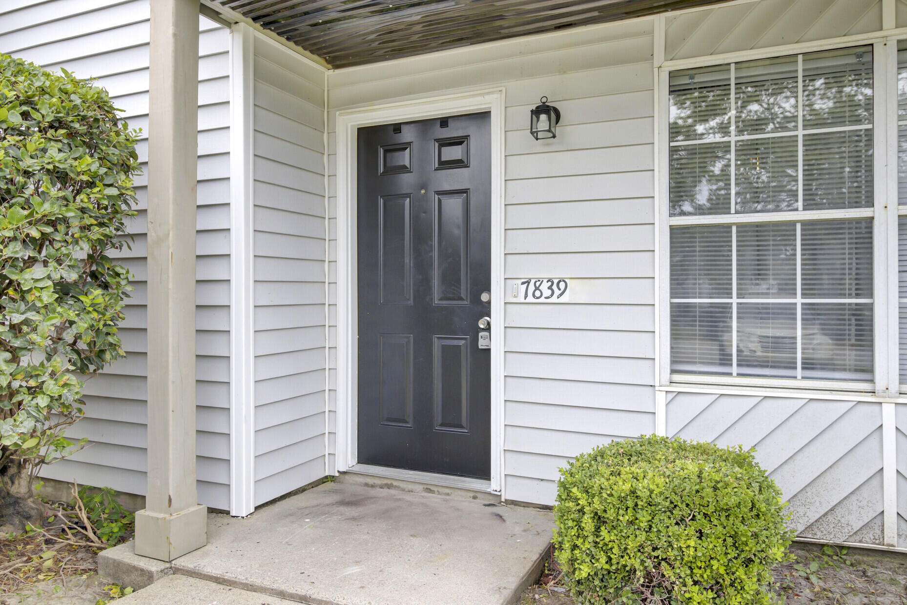 7839 Sandida Court North Charleston, SC 29418 - Photo 6 of 48 04_4_mls